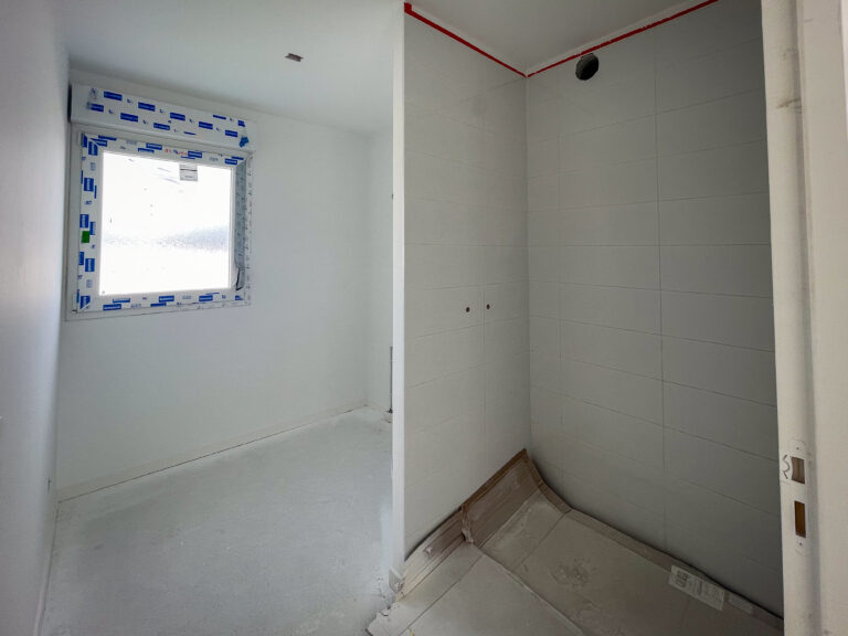 Pose des bacs à douche terminés
